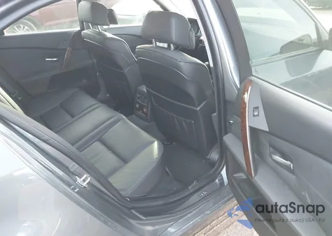 2007 BMW 525Xi z USA, uszkodzony, nr VIN WBANF33597CW69595